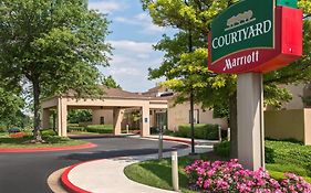 Courtyard By Marriott Rockville